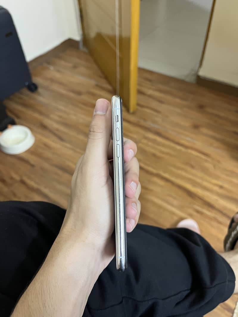 Apple iPhone X 1