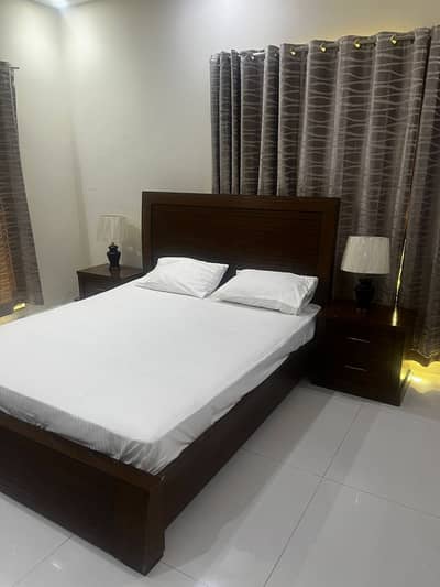 Bed set , bed with matress , solid luxury bed set , wooden bed set