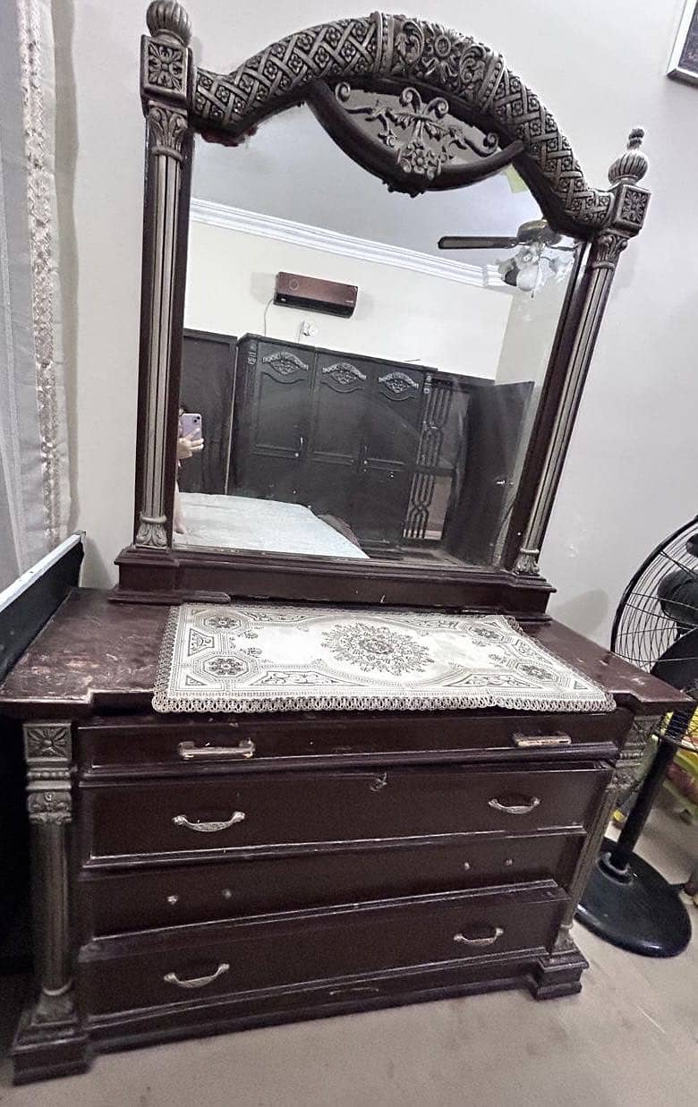Complete bed set 0
