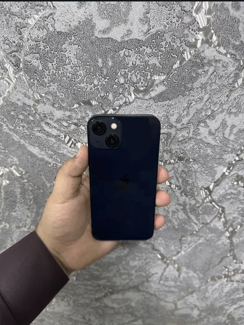 Apple iPhone 13 3