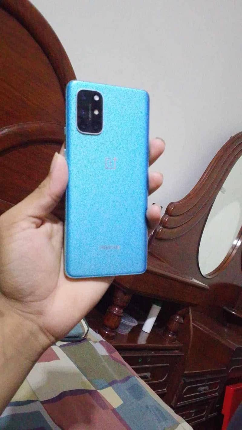 One Plus 8T 1