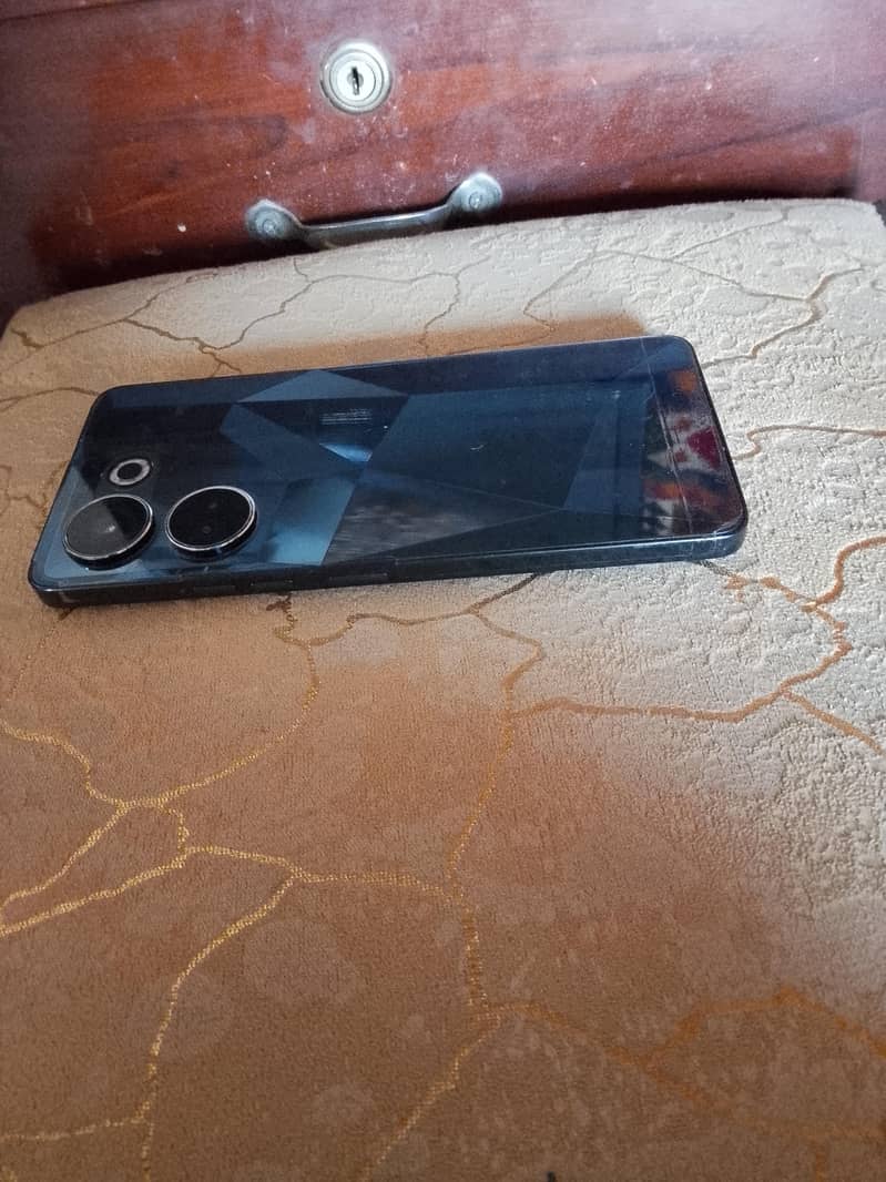 Tecno CAMON 20 2