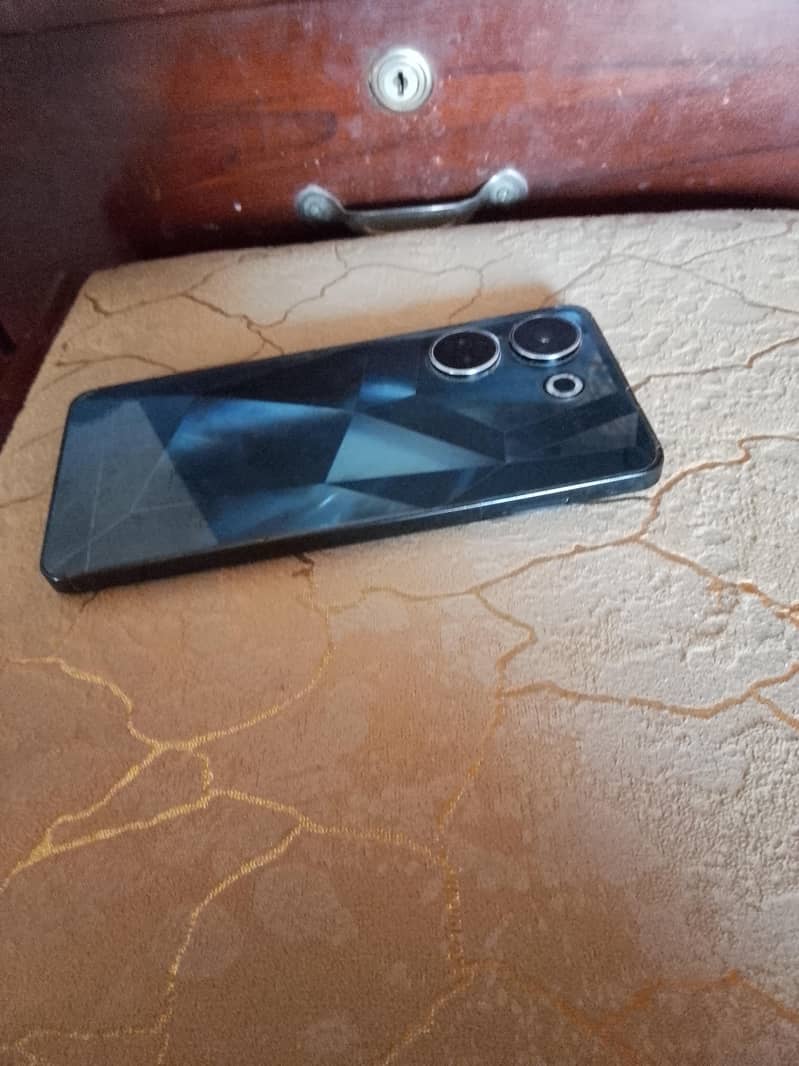 Tecno CAMON 20 3