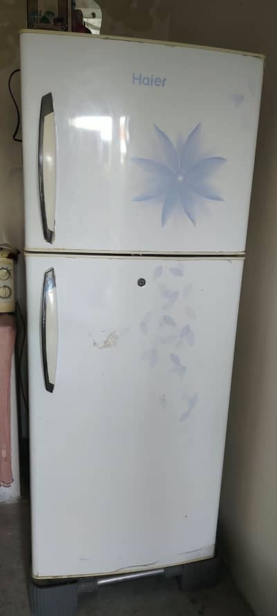 Haier Refrigerator for sale kindly pictures me model sub kuch hy