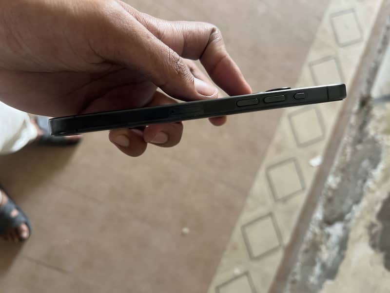 Apple iPhone 15 Pro Max 7