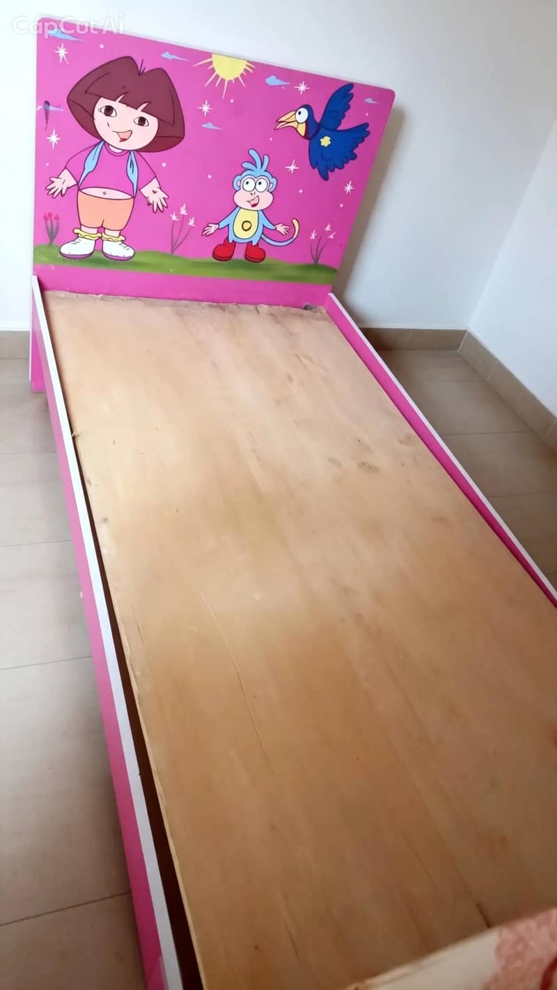 single bed in good condition 1