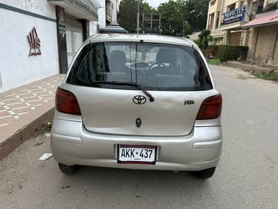 Toyota Vitz 2003