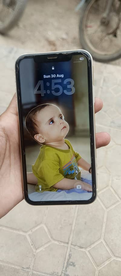Apple iPhone 11