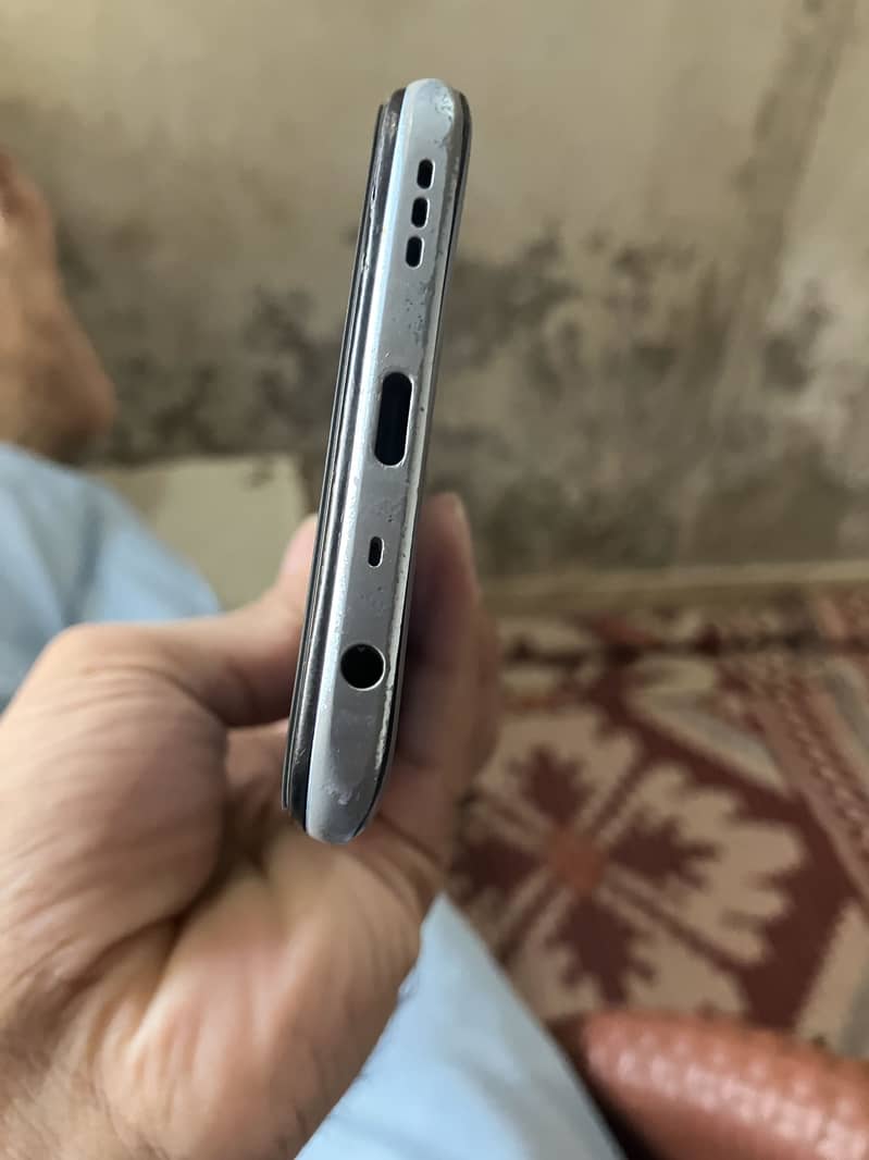 OPPO A54 6