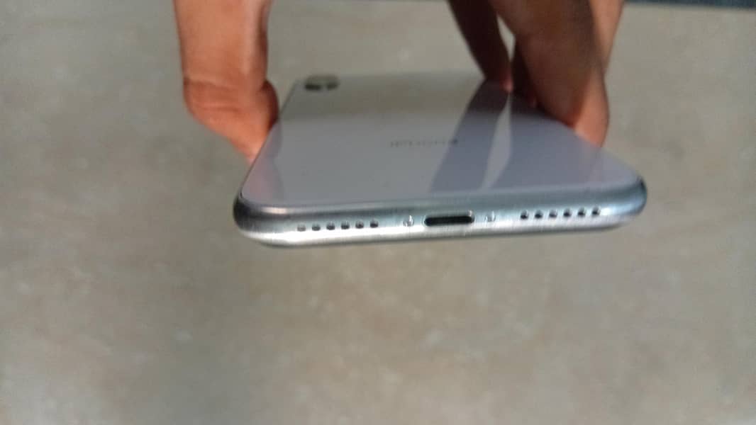 Apple iPhone X 1