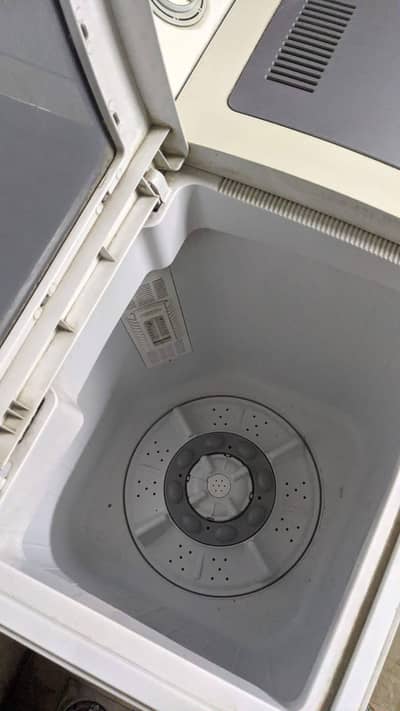 Kenwood Cyclone Twin Tub Washing Machine for sale