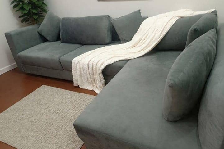Brand New L shaped sofas 1