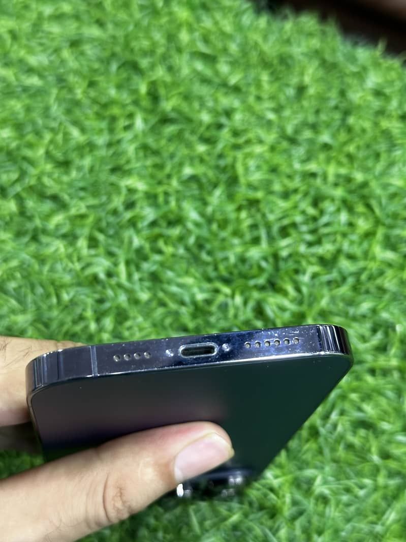 iPhone 14 Pro Max 5