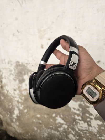 sennheiser HD 4.50 BTNC headphones