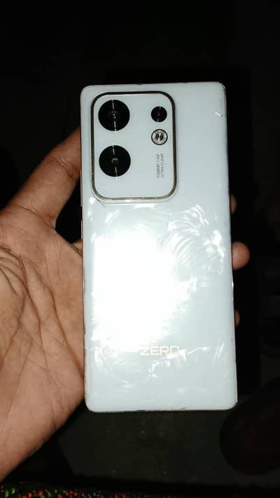 Infinix Zero 30