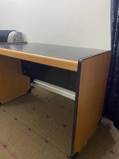 Computer/Multi purpose Table