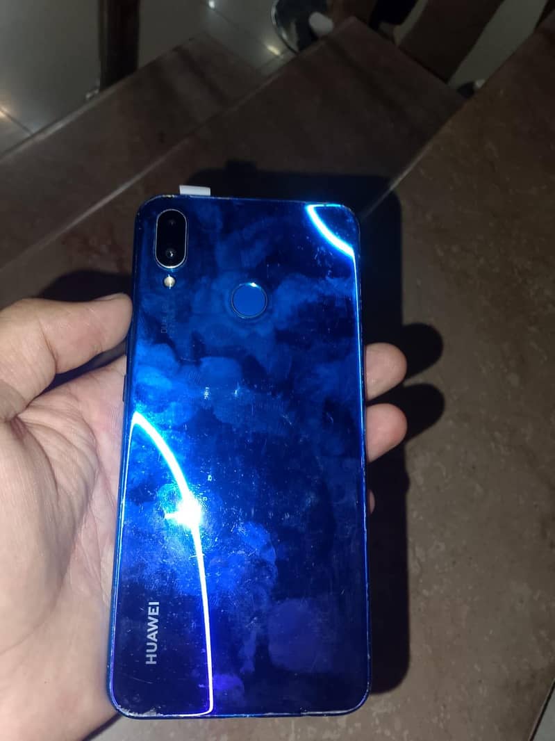 Huawei Nova 3i 6