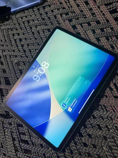 ipad 4th gen M2 chip 256GB with box
