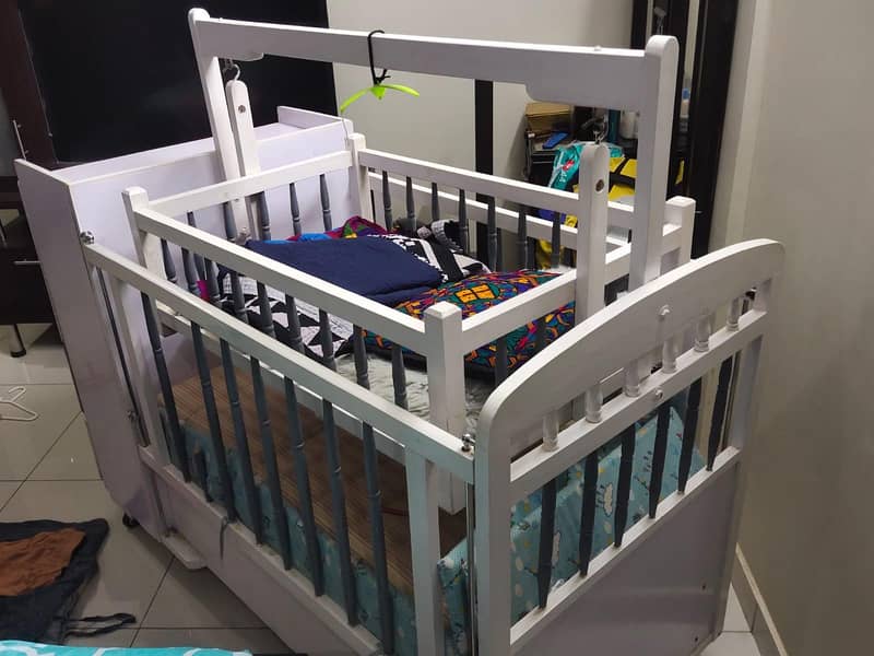 Baby Cot 3