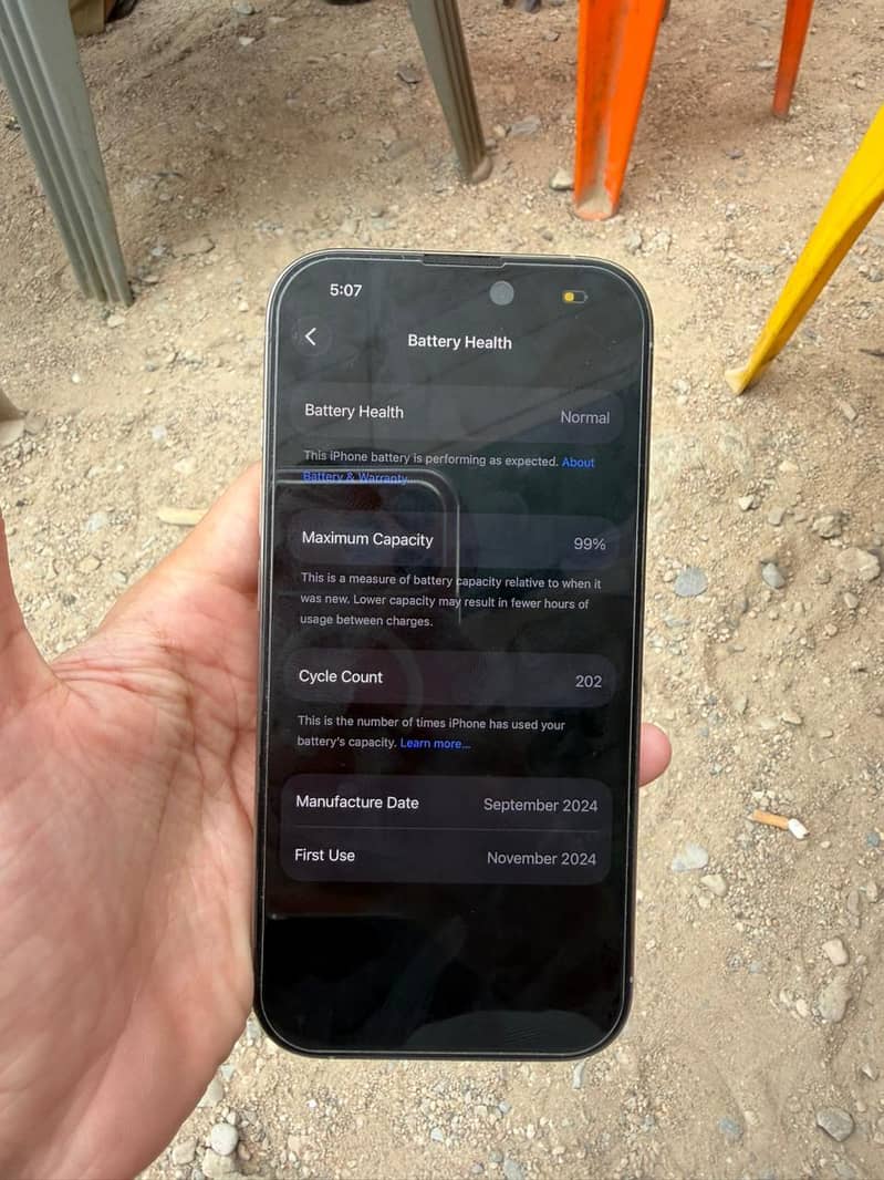 Apple iPhone 16 Pro 7