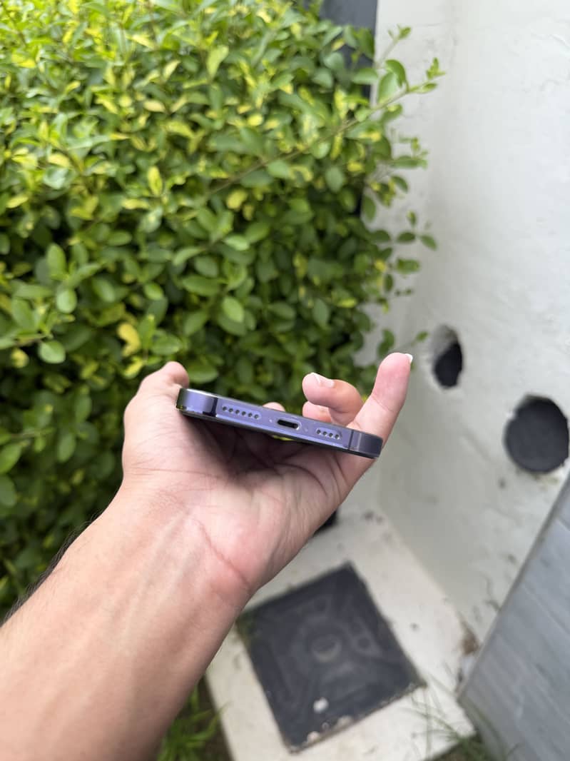 Apple iPhone 14 Pro Max 2