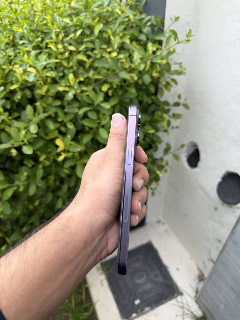 Apple iPhone 14 Pro Max 3