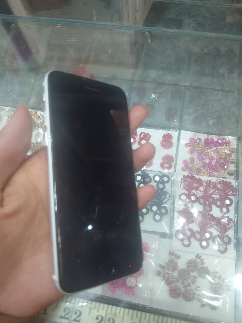 Apple iPhone SE 1