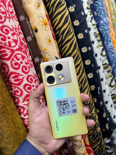 Infinix Note 40 Pro 12+12/256GB Condition 10/10 With Box & Charger