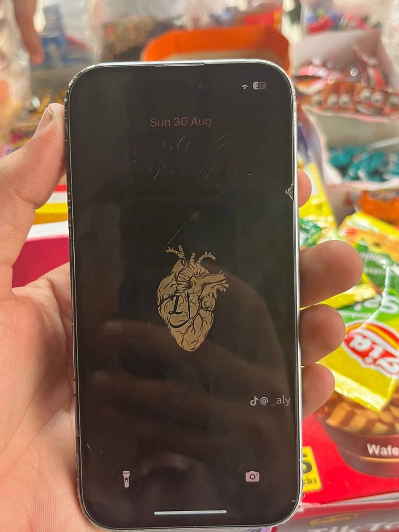 Apple iPhone 15 4