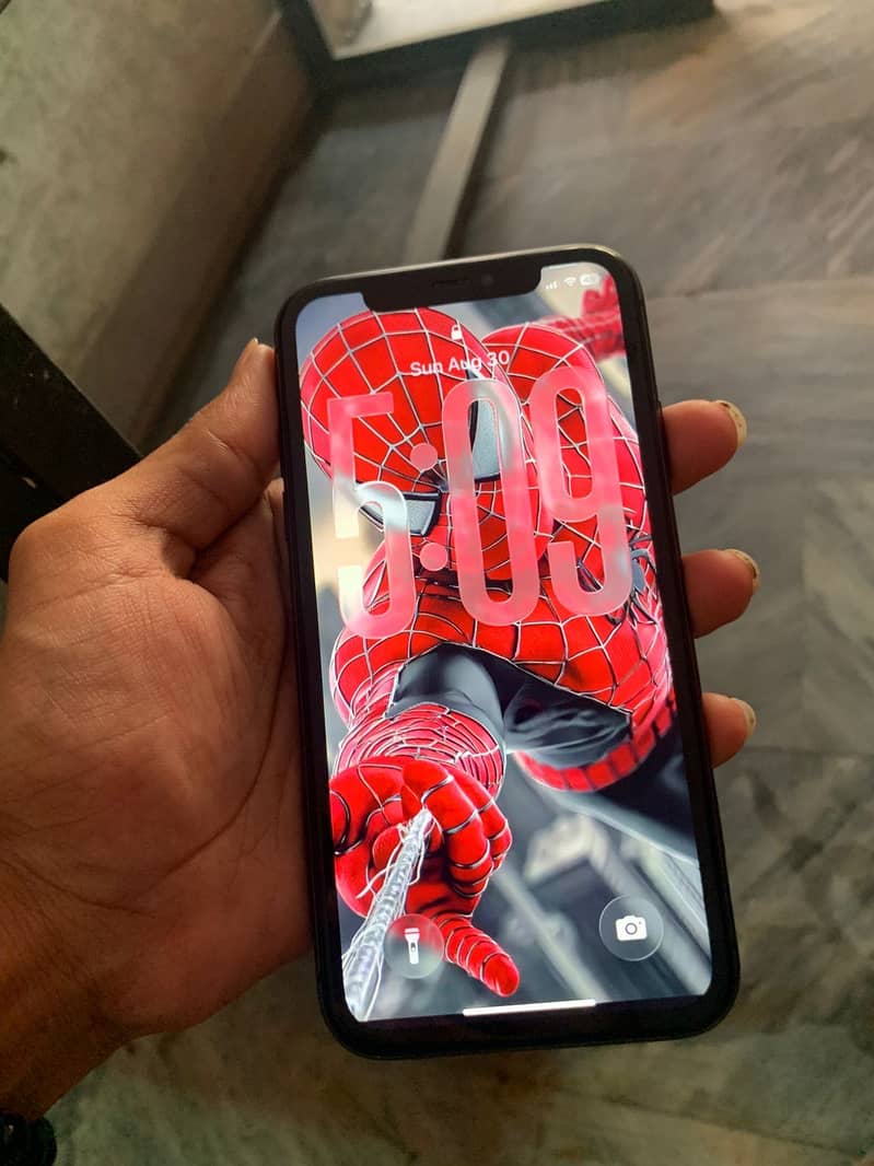 Apple iPhone 11 3