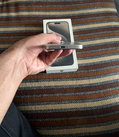 Apple iPhone 15 Pro Max