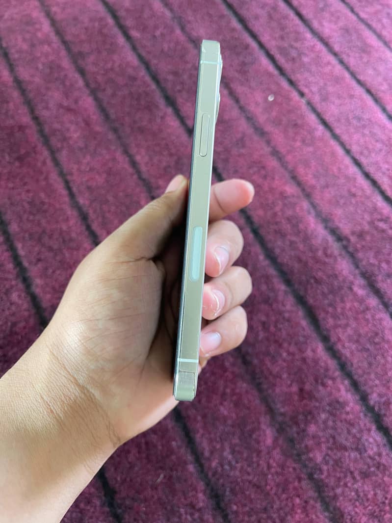 Apple iPhone 12 Pro 3