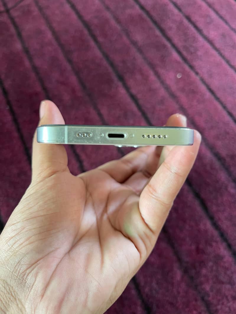 Apple iPhone 12 Pro 4