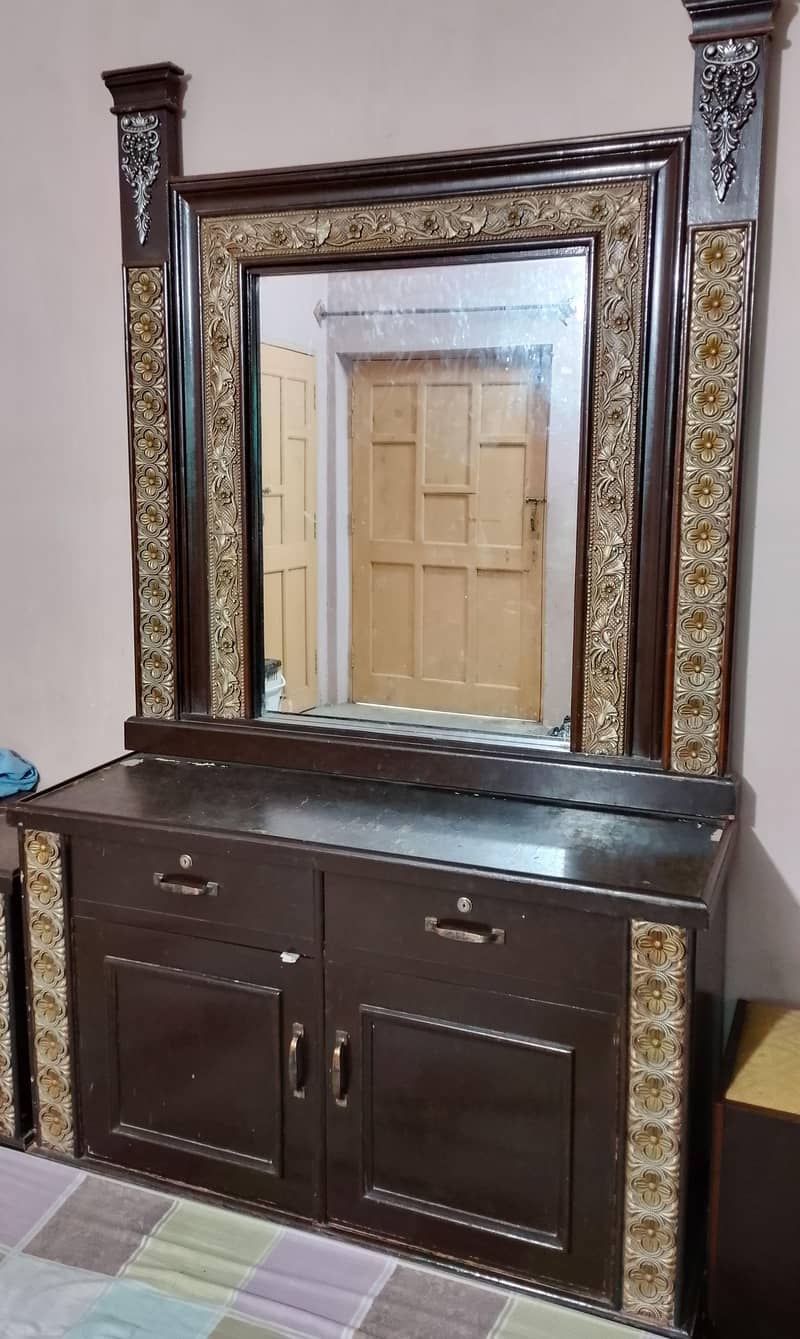 Dressing table and Side table 0