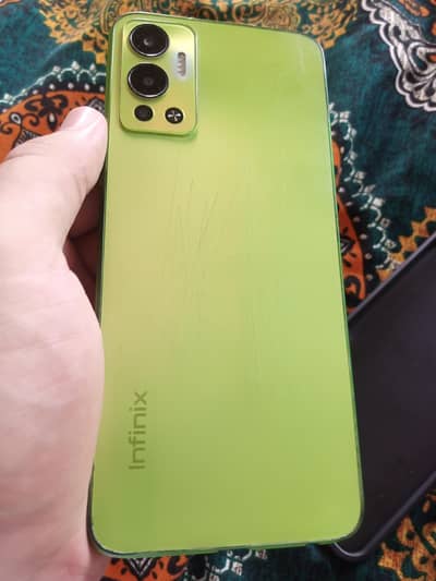 Infinix Hot 12