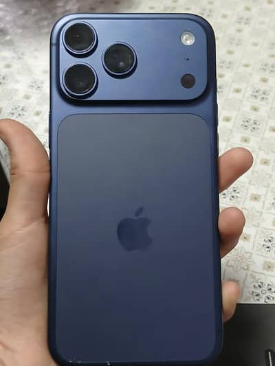 Apple iPhone 17 Pro Max jv