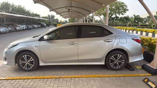 Toyota Corolla Altis 2021