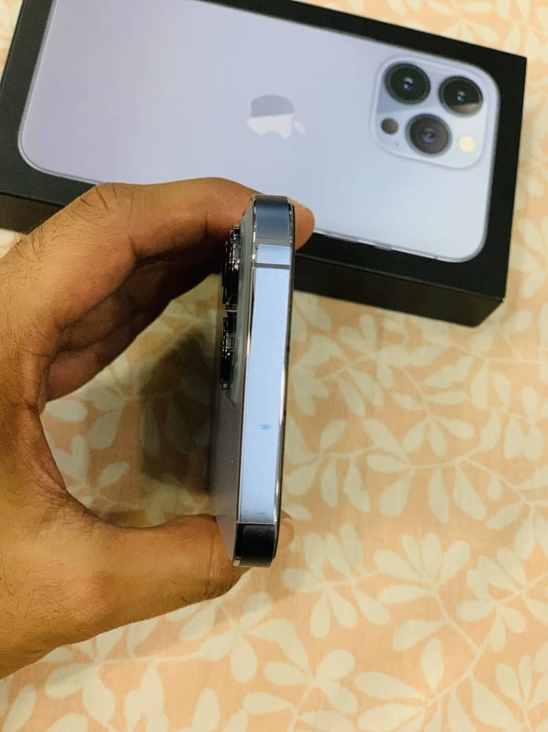 Apple iPhone 13 Pro 3