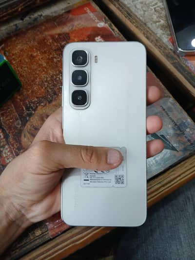 Infinix hot 60 i