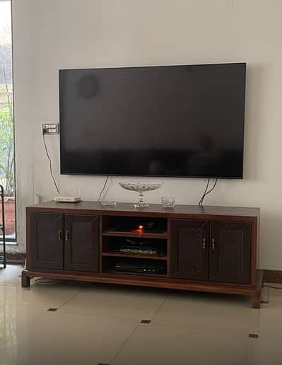 Habitt media table