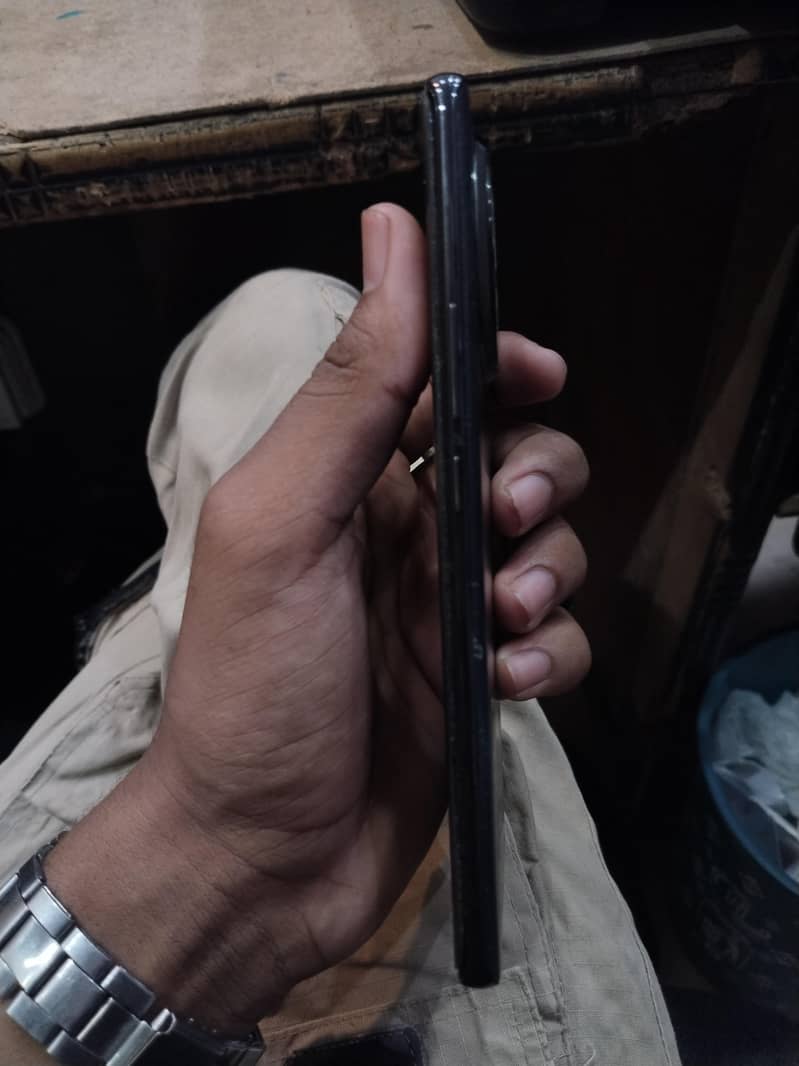 Tecno CAMON 30S 1