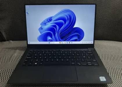 DELL XPS 9350 i5 6th
