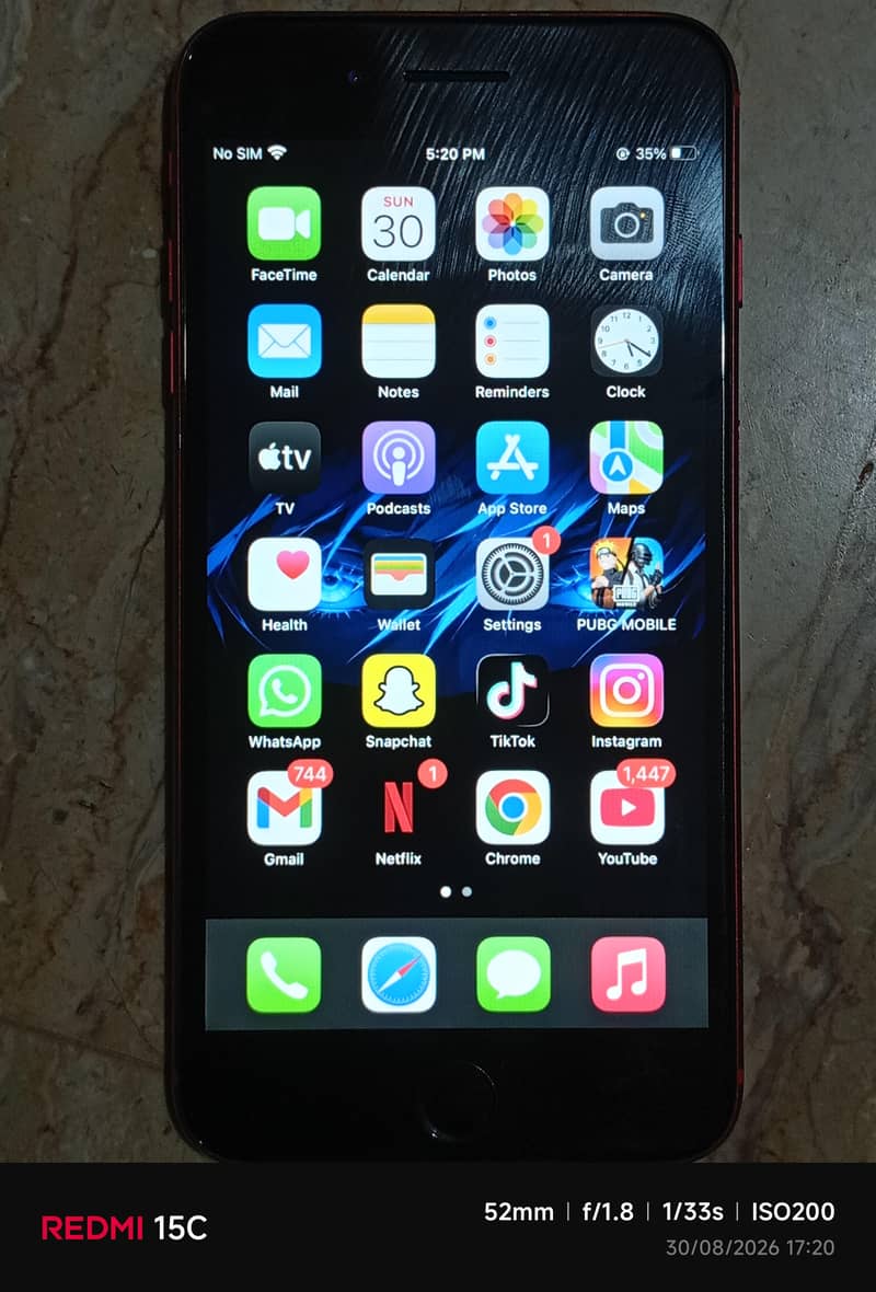 Apple iPhone 8 Plus 0