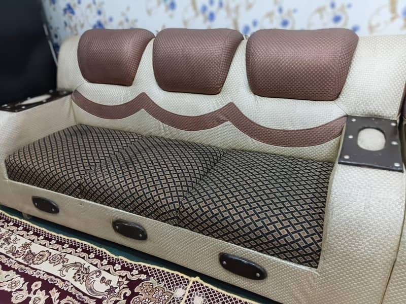 Sofa set 0