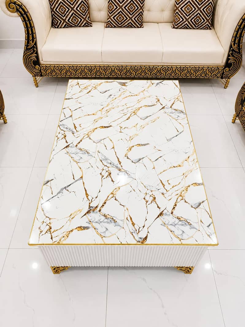 Center Table 0