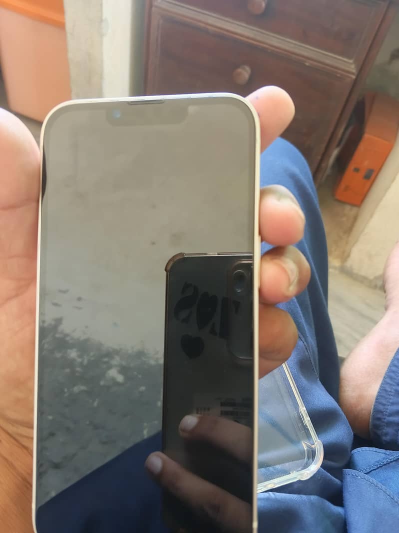 Apple iPhone 13 2