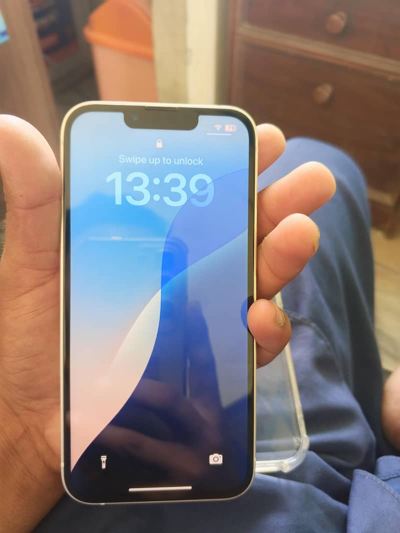 Apple iPhone 13 3