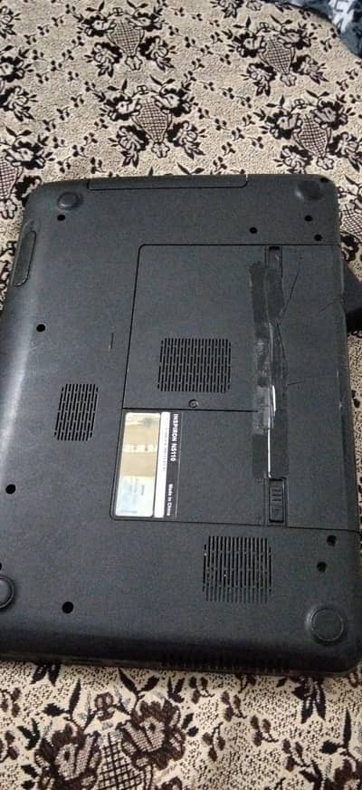 Dell Laptop for sale condition 8/10