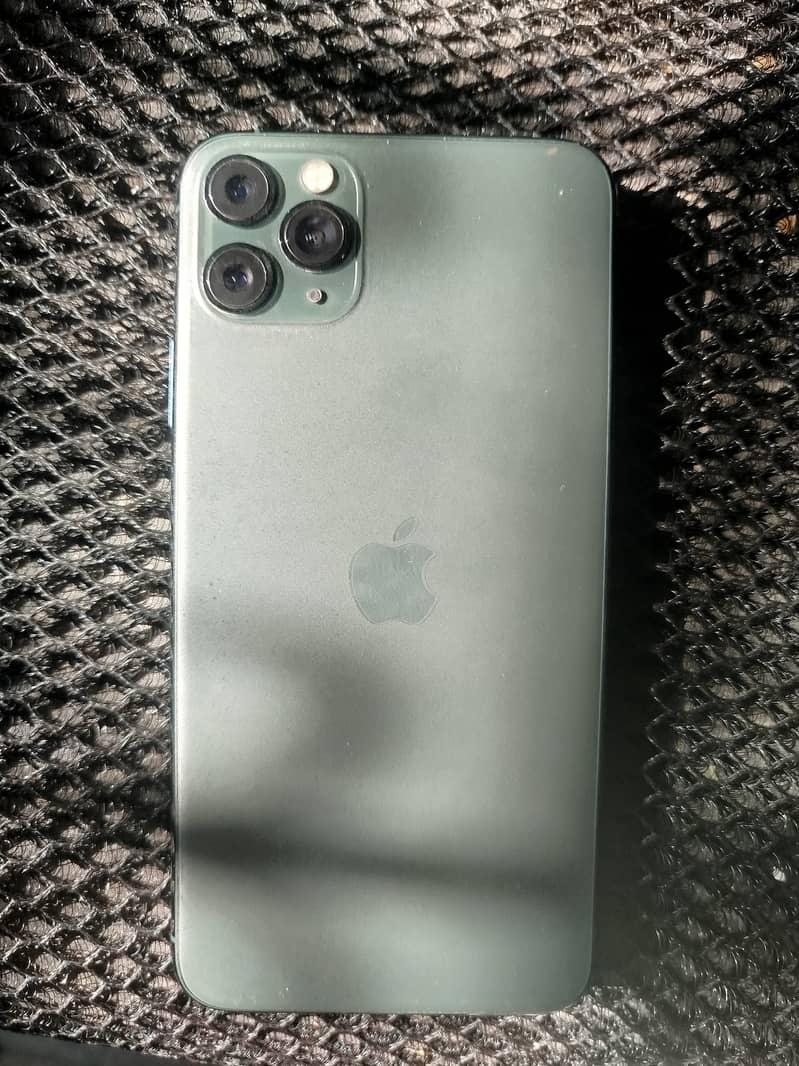 Apple iPhone 11 Pro Max 2