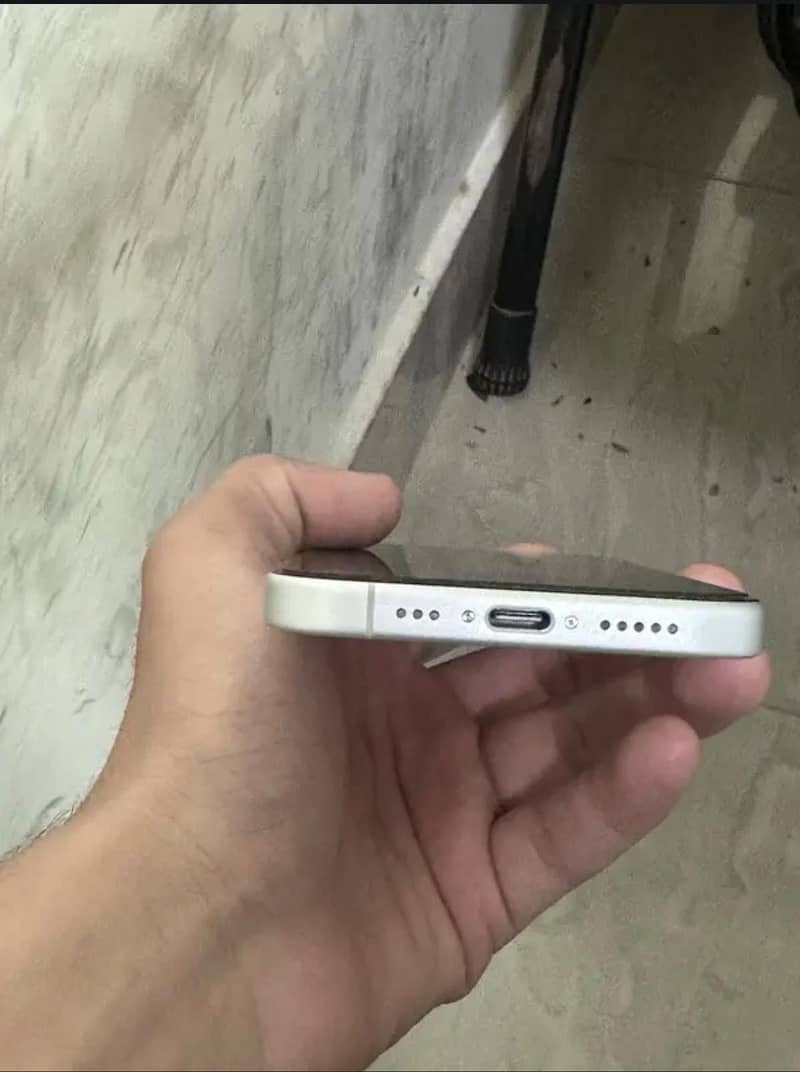 Apple iPhone 17 1